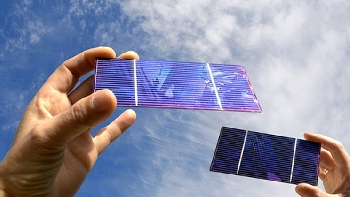  Chế tạo pin mặt trời chi phí thấp
Năng lượng mặt trời là nguồn năng lượng tái tạo quan trọng, trong đó pin năng lượng mặt trời sẽ được sử dụng để chuyển đổi ánh sáng trực tiếp thành điện bằng hiệu ứng quang điện.
Với mục tiêu nghiên cứu là sản xuất các tấm pin mặt trời có