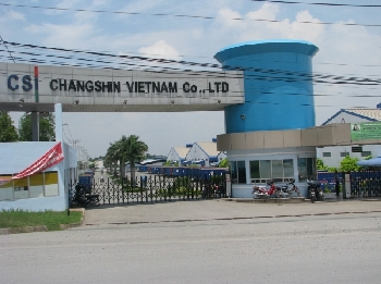 Sản xuất xanh ở Công ty TNHH Changshin Việt Nam
Công ty TNHH Changshin Việt Nam (Đồng Nai) là doanh nghiệp 100% vốn đầu tư nước ngoài đang hoạt động tại máy biến tần giá rẻ Việt Nam, đã ứng dụng triệt để các giải pháp sản xuất xanh, góp phần giảm đáng kể lượng điện tiêu thụ, tạo môi