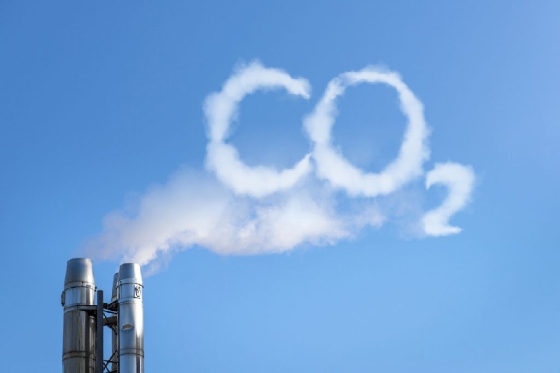 Chuyển hóa CO2 trong không khí thành nhiên liệu xe hơi và bất ngờ với lợi ích của biến tần 3 pha 380v